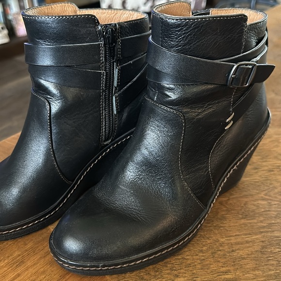 Sofft Wedge Booties in Black - Picture 3 of 5